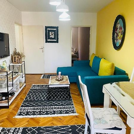 Skopje Cozy Apartment מראה חיצוני תמונה
